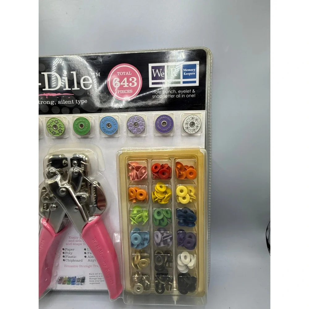 We R Memory Keepers Crop-A-Dile Eyelet and Snap Setter Kit 643 Pieces 70910-7